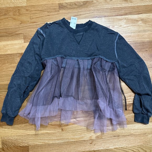 NWT Urban Outfitters Pink and Grey Tulle Sweatshirt - Picture 5 of 5